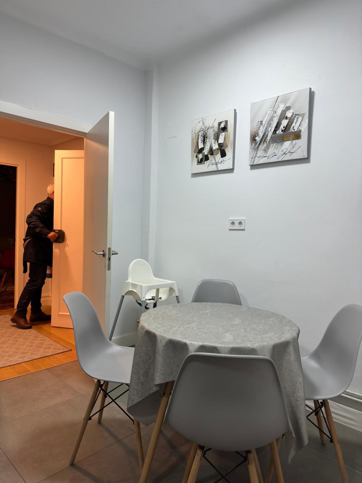 Fantastico Apartamento En El Centro De Bilbao Phòng bức ảnh